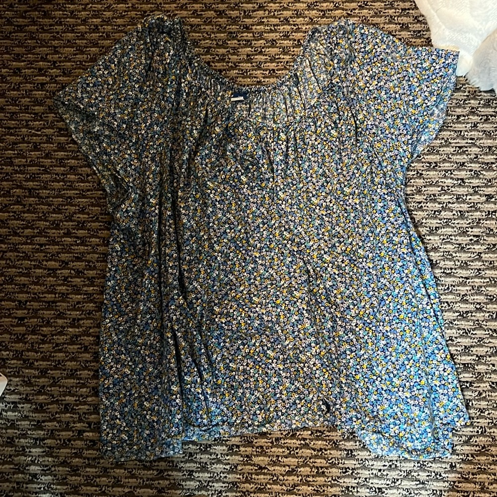 Old navy top